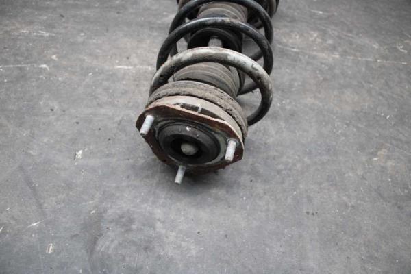 AMORTISSEUR AVANT GAUCHE MAZDA 2 2007-2014 - Vue 2